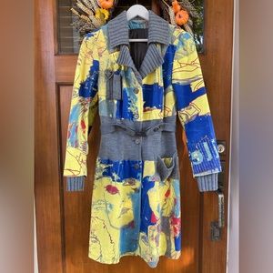 Very unique,Hand-crafted coat, made in Italy. Size S-M, perfect for fall weather